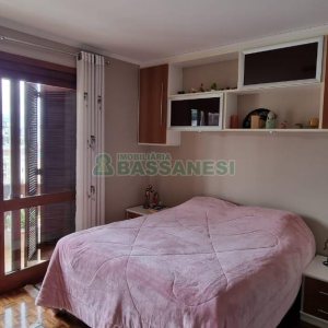 Apartamento com 171m², 3 dormitórios, 2 vagas, no bairro Centro em Caxias do Sul para Comprar