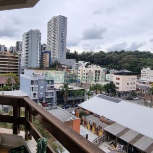 Apartamento com 171m², 3 dormitórios, 2 vagas, no bairro Centro em Caxias do Sul para Comprar