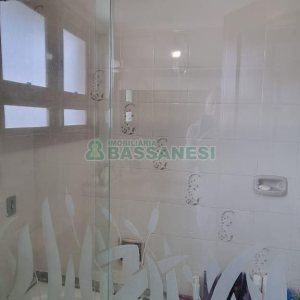 Apartamento com 171m², 3 dormitórios, 2 vagas, no bairro Centro em Caxias do Sul para Comprar