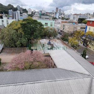Apartamento com 171m², 3 dormitórios, 2 vagas, no bairro Centro em Caxias do Sul para Comprar