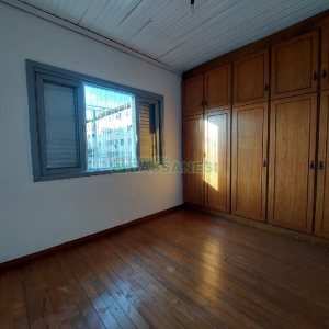 Casa com 140m², 3 dormitórios, 3 vagas, no bairro Santa Catarina em Caxias do Sul para Comprar