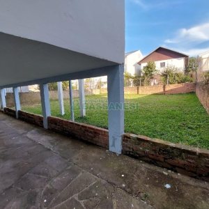 Casa com 140m², 3 dormitórios, 3 vagas, no bairro Santa Catarina em Caxias do Sul para Comprar