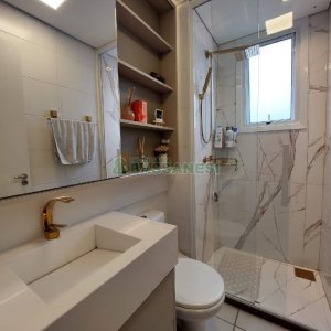 Apartamento com 51m², 2 dormitórios, 1 vaga, no bairro Nossa Senhora do Rosário em Caxias do Sul para Comprar