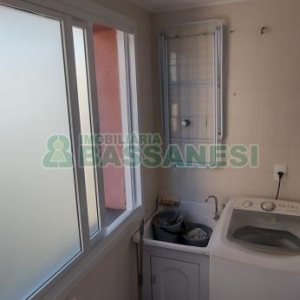 Apartamento com 78m², 2 dormitórios, 1 vaga, no bairro Centro em Caxias do Sul para Comprar