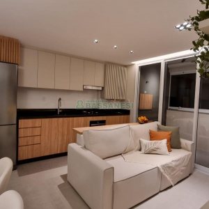 Apartamento com 58m², 2 dormitórios, 1 vaga, no bairro Sanvitto em Caxias do Sul para Comprar