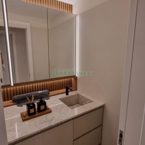 Apartamento com 58m², 2 dormitórios, 1 vaga, no bairro Sanvitto em Caxias do Sul para Comprar