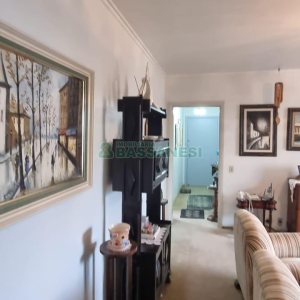 Apartamento com 101m², 2 dormitórios, 1 vaga, no bairro Centro em Caxias do Sul para Comprar