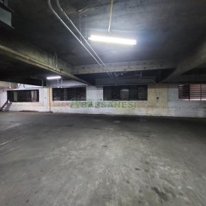 Loja com 350m², no bairro Lourdes em Caxias do Sul para Alugar