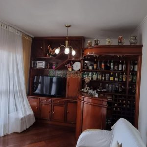 Apartamento com 110m², 3 dormitórios, 1 vaga, no bairro Lourdes em Caxias do Sul para Comprar