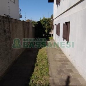 Casa com 169m², 2 dormitórios, no bairro Santa Catarina em Caxias do Sul para Comprar