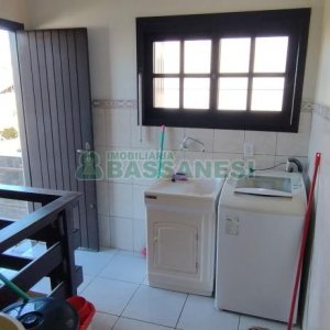 Casa com 169m², 2 dormitórios, no bairro Santa Catarina em Caxias do Sul para Comprar