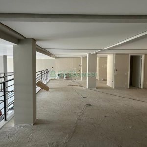 Loja com 180m², 9 vagas, no bairro Santa Catarina em Caxias do Sul para Alugar