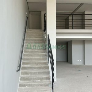 Loja com 180m², 7 vagas, no bairro Santa Catarina em Caxias do Sul para Alugar ou Comprar