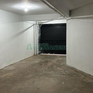 Loja com 180m², 7 vagas, no bairro Santa Catarina em Caxias do Sul para Alugar ou Comprar