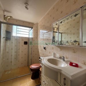 Casa Mobiliada com 92m², 2 dormitórios, no bairro Rio Branco em Caxias do Sul para Alugar