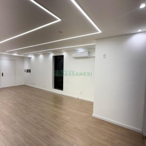 Sala com 46m², no bairro Centro em Caxias do Sul para Alugar