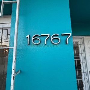 Casa Comercial com 230m², no bairro Sagrada Família em Caxias do Sul para Alugar