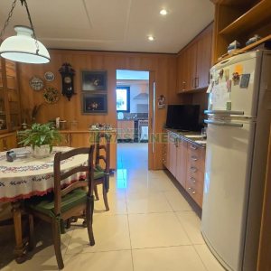 Apartamento com 313m², 3 dormitórios, 4 vagas, no bairro Exposição em Caxias do Sul para Comprar