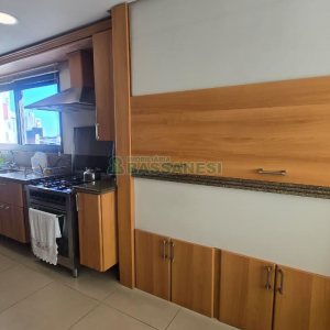 Apartamento com 313m², 3 dormitórios, 4 vagas, no bairro Exposição em Caxias do Sul para Comprar