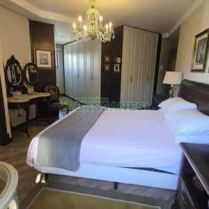 Apartamento com 313m², 3 dormitórios, 4 vagas, no bairro Exposição em Caxias do Sul para Comprar