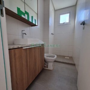 Apto Mobiliado com 55m², 2 dormitórios, 1 vaga, no bairro Panazzolo em Caxias do Sul para Alugar