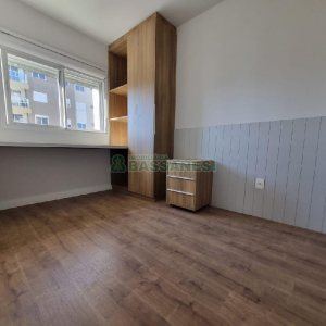 Apto Mobiliado com 55m², 2 dormitórios, 1 vaga, no bairro Panazzolo em Caxias do Sul para Alugar