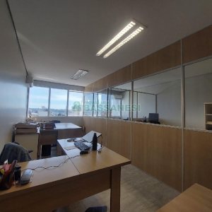 Sala com 64m², 1 vaga, no bairro São Pelegrino em Caxias do Sul para Alugar