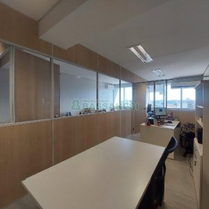 Sala com 64m², 1 vaga, no bairro São Pelegrino em Caxias do Sul para Alugar