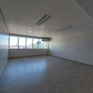 Sala com 64m², 1 vaga, no bairro São Pelegrino em Caxias do Sul para Alugar