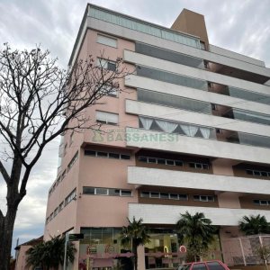 Apartamento com 110m², 2 vagas, no bairro Cruzeiro em Caxias do Sul para Comprar