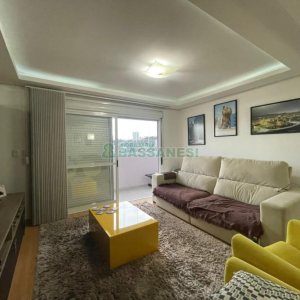 Apartamento com 110m², 2 vagas, no bairro Cruzeiro em Caxias do Sul para Comprar