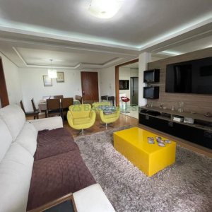 Apartamento com 110m², 2 vagas, no bairro Cruzeiro em Caxias do Sul para Comprar