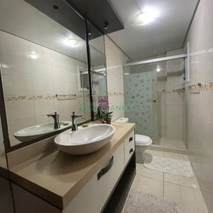 Apartamento com 110m², 2 vagas, no bairro Cruzeiro em Caxias do Sul para Comprar