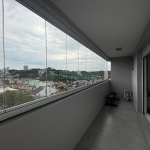 Apartamento com 110m², 2 vagas, no bairro Cruzeiro em Caxias do Sul para Comprar