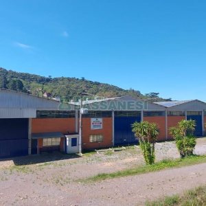 Pavilhão com 2100m², no bairro Linha 40 em Caxias do Sul para Alugar