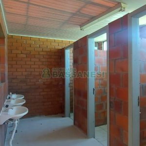 Pavilhão com 2100m², no bairro Linha 40 em Caxias do Sul para Alugar