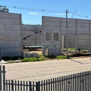 Pavilhão com 860m², no bairro Jardim das Hortências em Caxias do Sul para Alugar