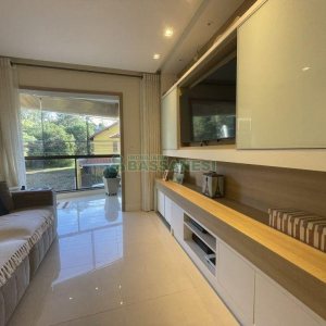 Apartamento com 86m², 2 dormitórios, 2 vagas, no bairro Nossa Senhora da Saúde em Caxias do Sul para Comprar