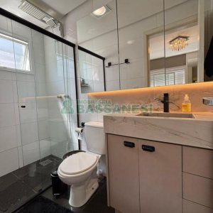 Apartamento com 86m², 2 dormitórios, 2 vagas, no bairro Nossa Senhora da Saúde em Caxias do Sul para Comprar