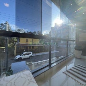 Apartamento com 86m², 2 dormitórios, 2 vagas, no bairro Nossa Senhora da Saúde em Caxias do Sul para Comprar