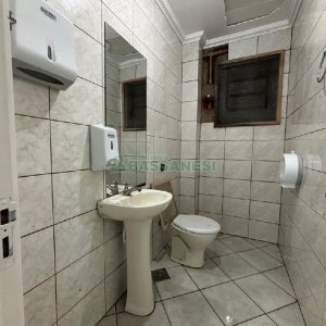 Loja com 102m², no bairro Centro em Caxias do Sul para Alugar