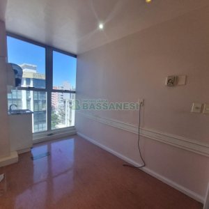 Sala com 200m², 1 vaga, no bairro Centro em Caxias do Sul para Alugar