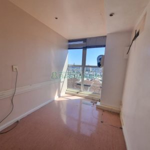 Sala com 200m², 1 vaga, no bairro Centro em Caxias do Sul para Alugar