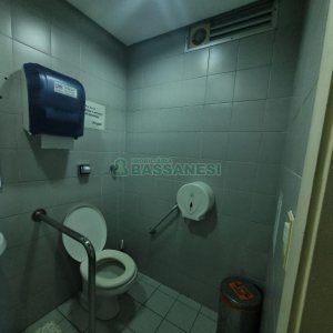 Sala com 200m², 1 vaga, no bairro Centro em Caxias do Sul para Alugar