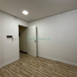 Loja com 76m², no bairro Centro em Caxias do Sul para Alugar