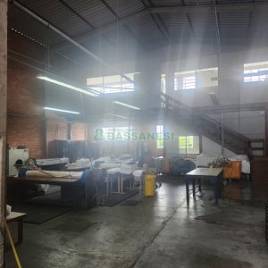 Pavilhão com 481m², no bairro Esplanada em Caxias do Sul para Alugar