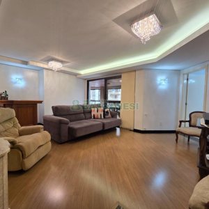 Apartamento com 198m², 3 dormitórios, 2 vagas, no bairro Centro em Caxias do Sul para Comprar