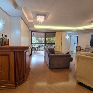 Apartamento com 198m², 3 dormitórios, 2 vagas, no bairro Centro em Caxias do Sul para Comprar