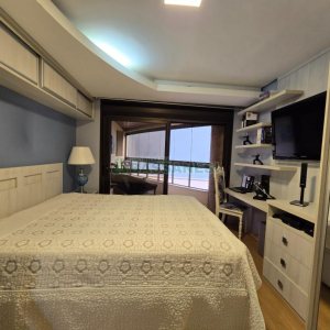 Apartamento com 198m², 3 dormitórios, 2 vagas, no bairro Centro em Caxias do Sul para Comprar