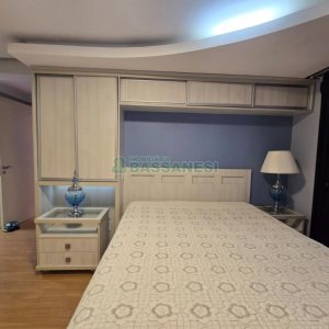 Apartamento com 198m², 3 dormitórios, 2 vagas, no bairro Centro em Caxias do Sul para Comprar